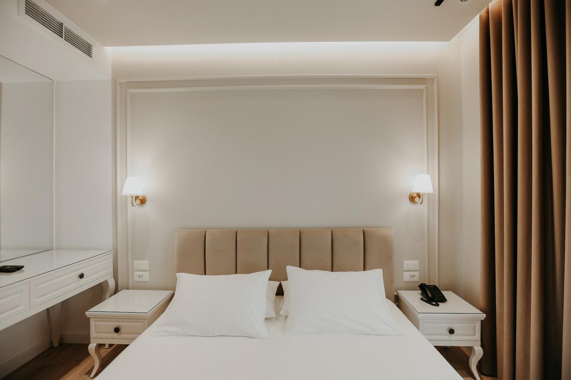 Seaside Hotel Vlorë 외부 사진