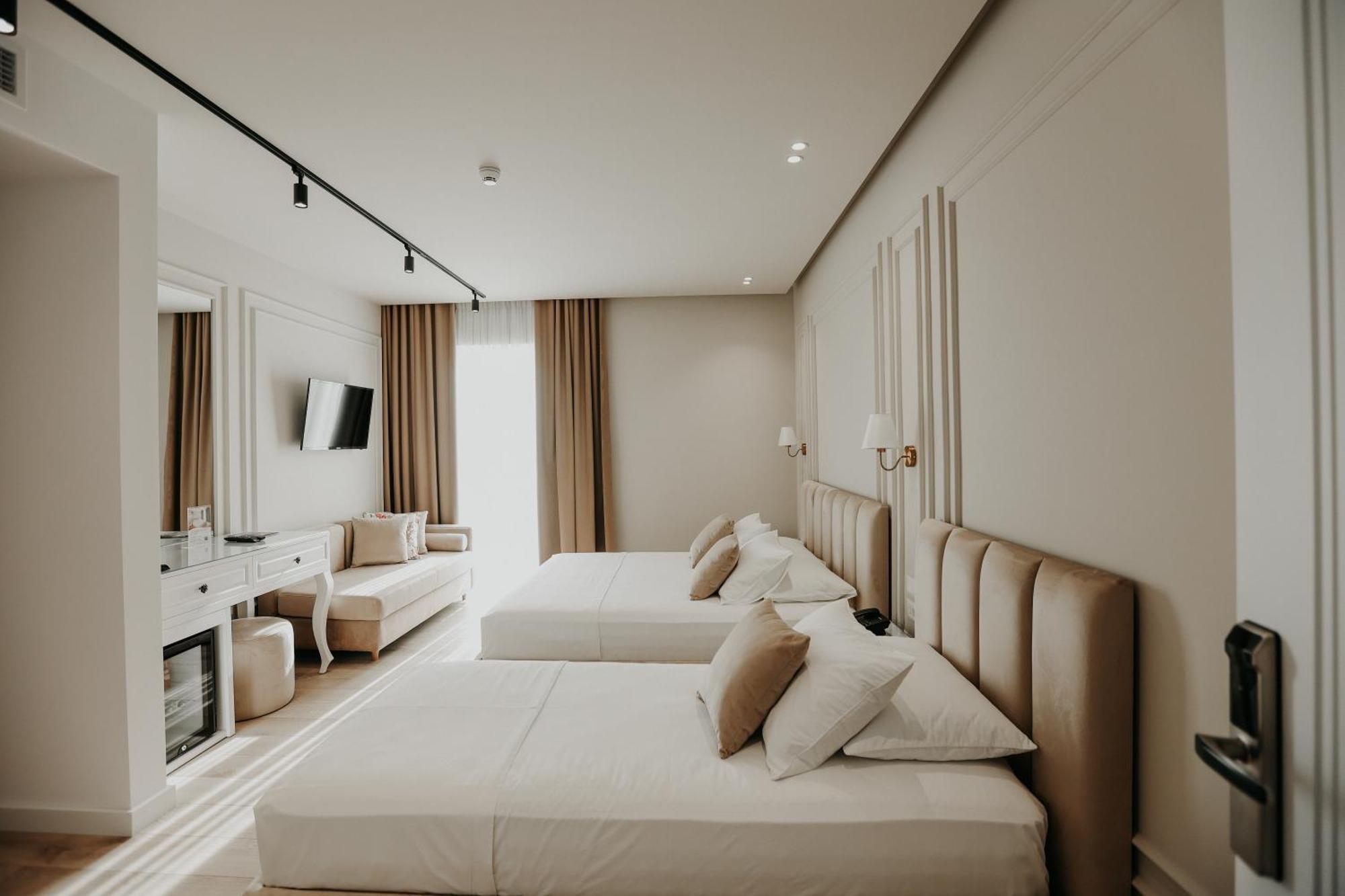 Seaside Hotel Vlorë 외부 사진