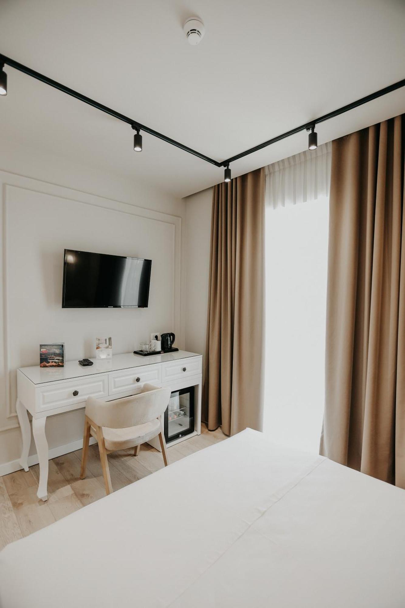 Seaside Hotel Vlorë 외부 사진