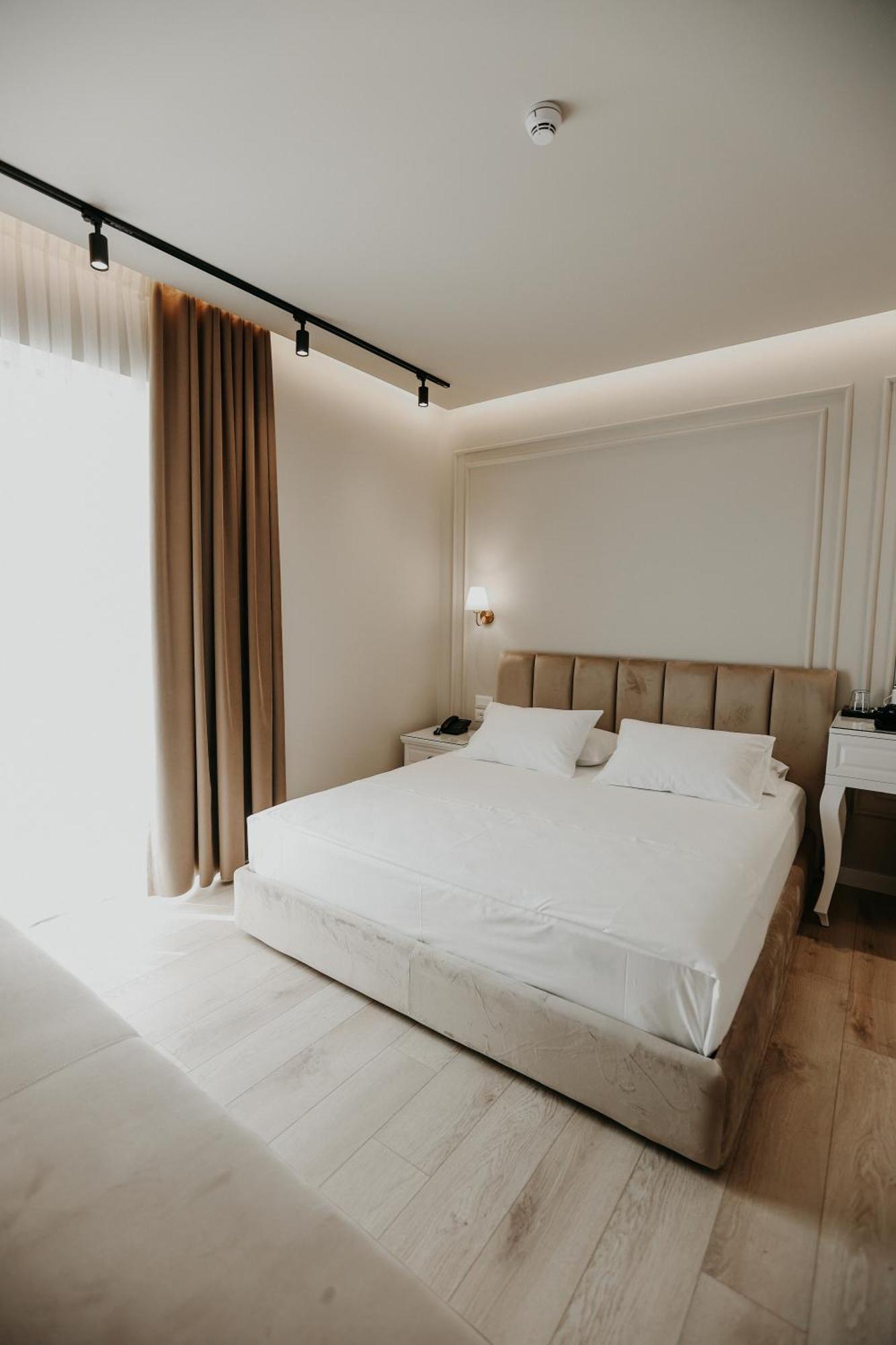 Seaside Hotel Vlorë 외부 사진